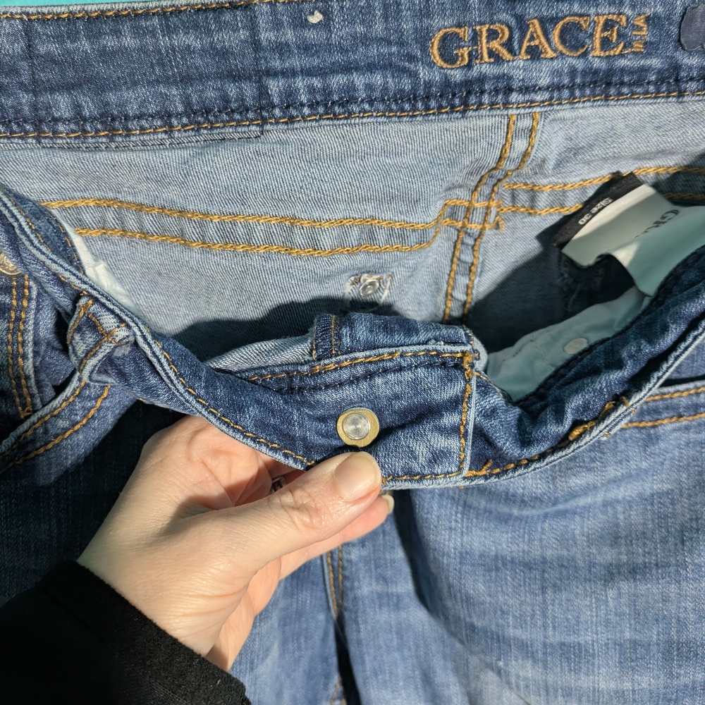 Grace High-Rise Distressed Skinny Jeans - Light Blue - Picture 5 of 12